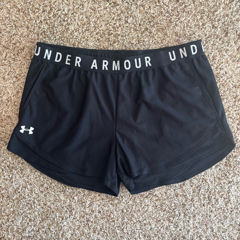 Under Armour Women’s Athletic Shorts Black White Logo Waistband XL